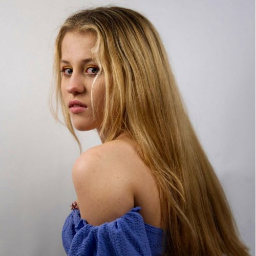 Amelia Louise - Into The Haunting (2023)