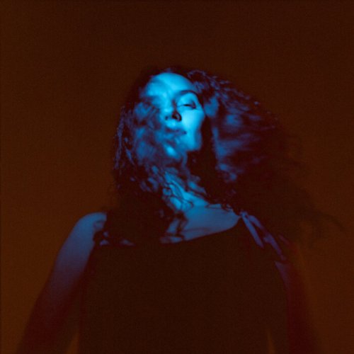 Olivia Font - Invictam (2025)