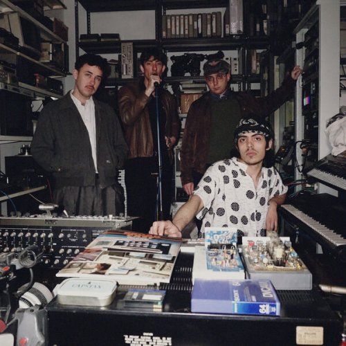 Snob Altivo, Carlo Frio, Leftee, Falsogangster - Noticias De Ayer (2025) Hi-Res