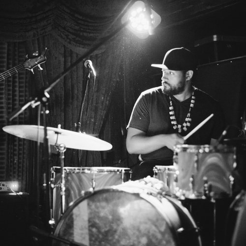 Makaya McCraven - PopUp Shop (2025) [Hi-Res]