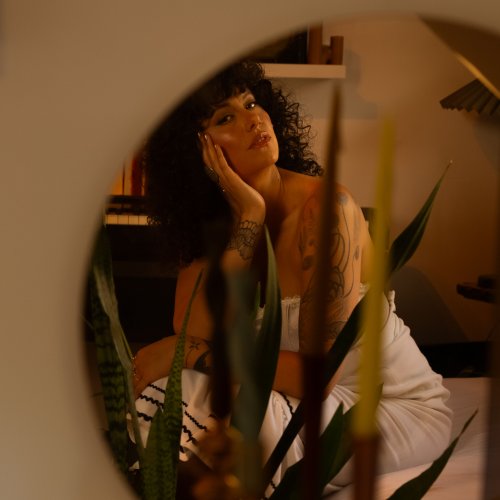 the della kit - Imma Give a Damn About Me EP (2025) Hi-Res