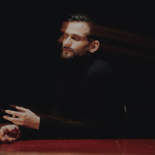 Richard Cortez - Standards in Orbit (2025) [Hi-Res]